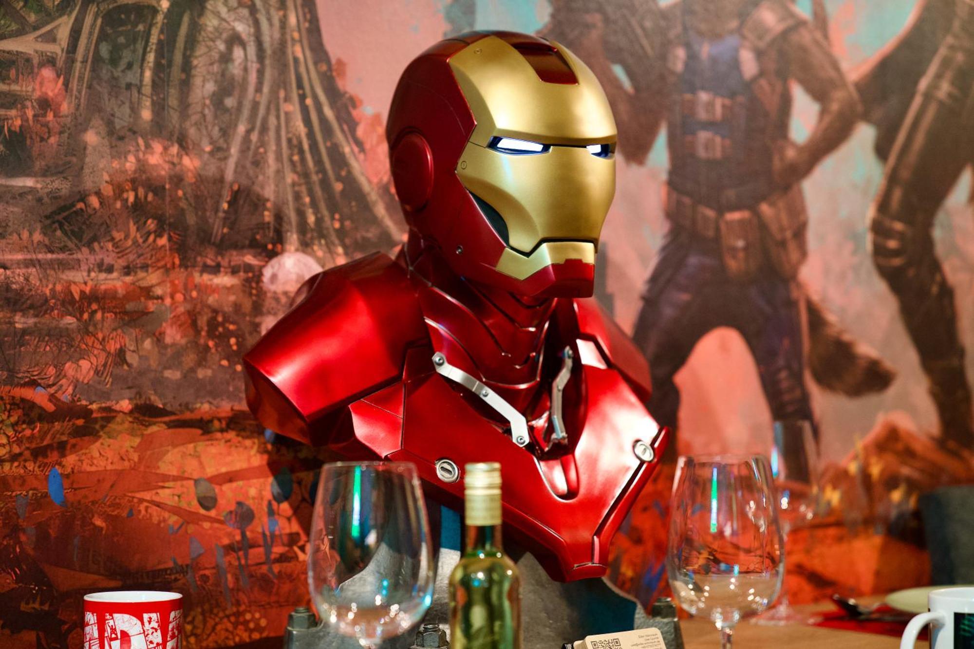 קמניץ Edler Wohnraum Disney Marvel Studio Mit Balkon, Boxspringbett, Kaffeevollautomat, Lift & Parkplatz מראה חיצוני תמונה