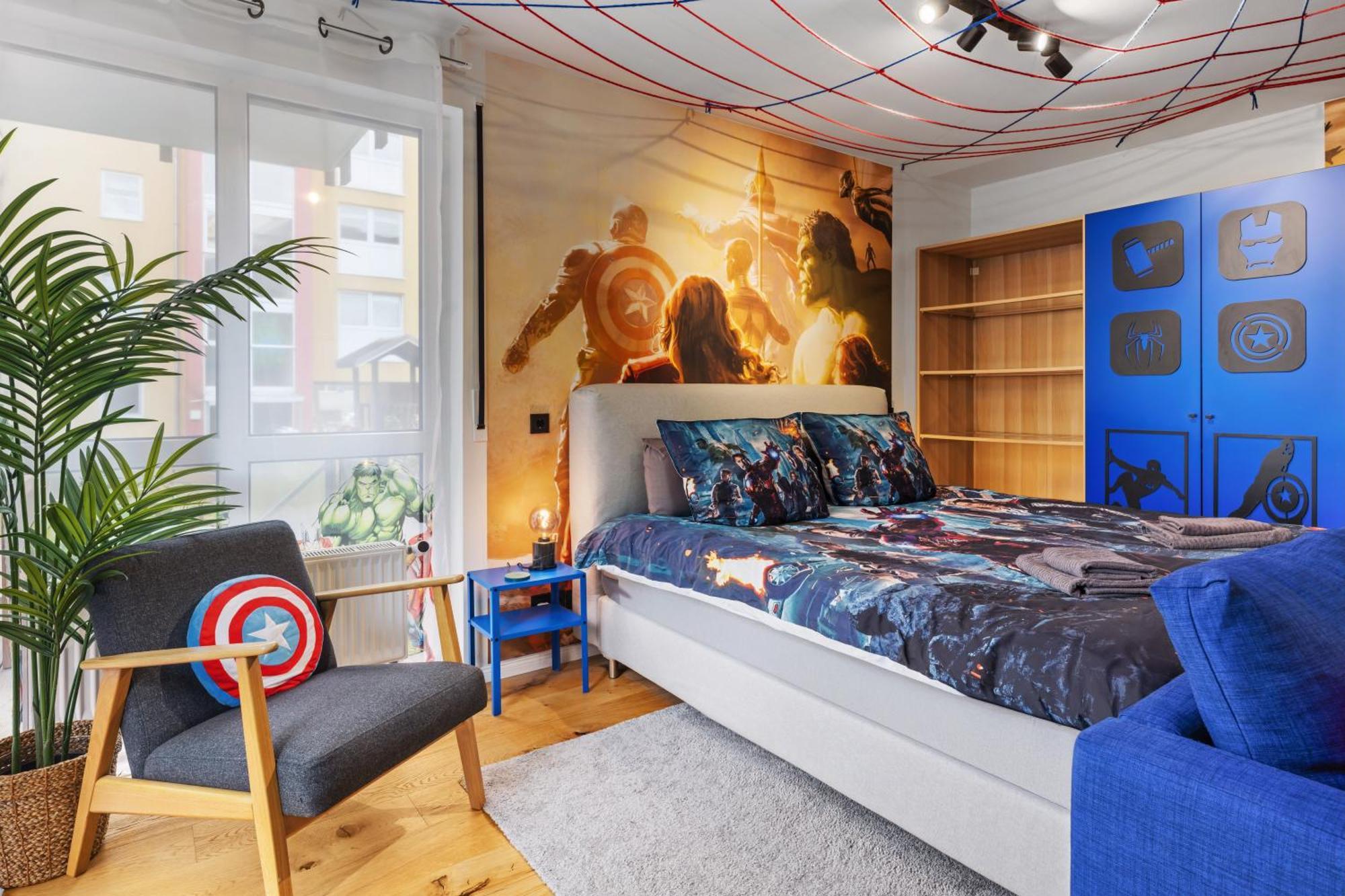 קמניץ Edler Wohnraum Disney Marvel Studio Mit Balkon, Boxspringbett, Kaffeevollautomat, Lift & Parkplatz מראה חיצוני תמונה