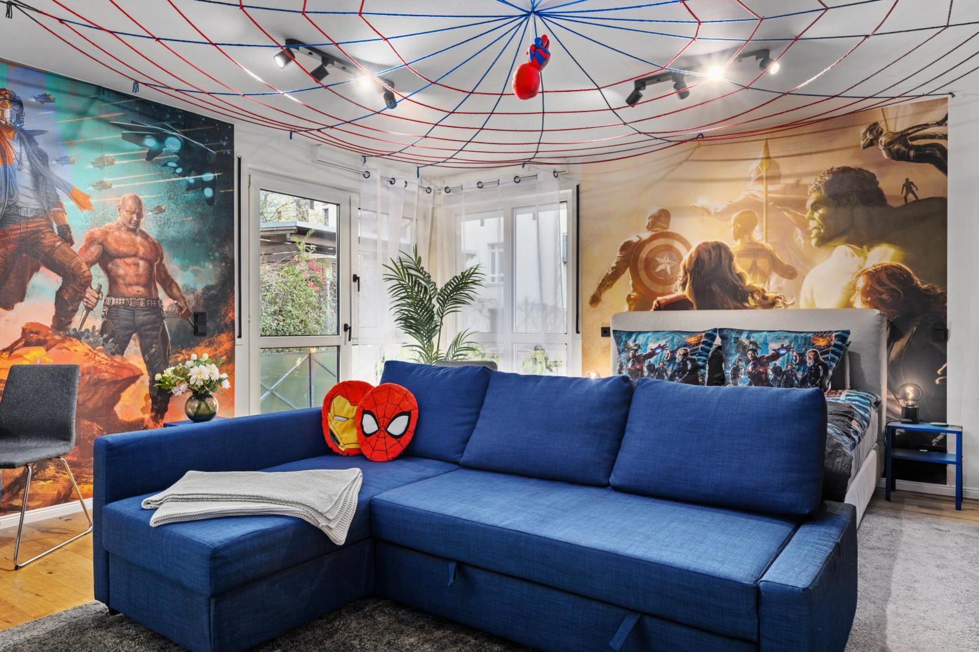 קמניץ Edler Wohnraum Disney Marvel Studio Mit Balkon, Boxspringbett, Kaffeevollautomat, Lift & Parkplatz מראה חיצוני תמונה
